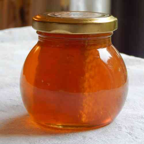 What is Honey? Different Definitions Based On Law & Honey Composition